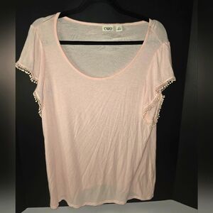 Cato Women's Size Medium Light Pink Short Sleeve Top
